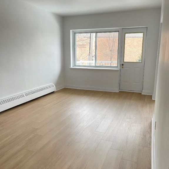 1 CH - 1 SDB - Montréal - $1,395 /mo - Photo 1