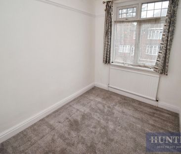 3 bedroom House To Let - Photo 4
