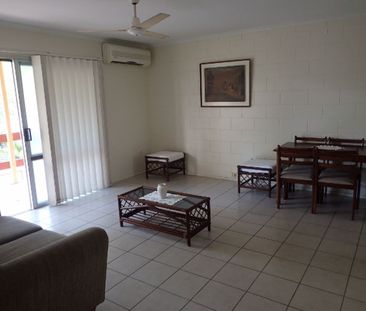 BEACH SIDE UNIT WALKING DISTANCE TO EIMEO PUB! - Photo 2