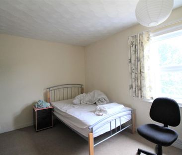 3 bedroom terraced house to rent - Photo 6