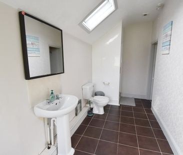 Room in a Shared House, Leslie Road, NG7 - Photo 5