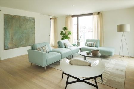 You need space that the ROY has - Photo 4