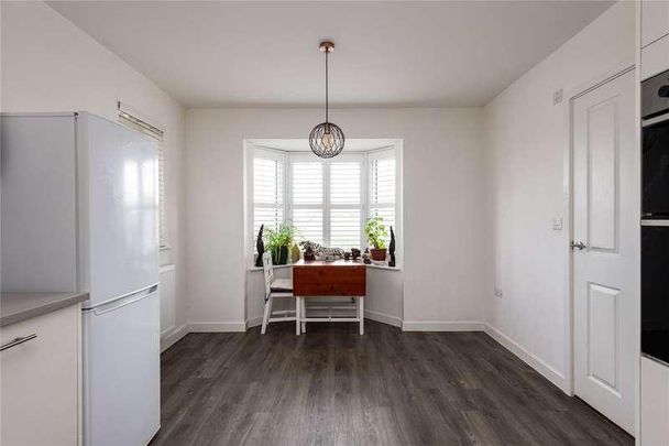 Spring Grove, Bapchild, Sittingbourne, Kent, ME10 - Photo 1