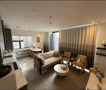 2 bedroom penthouse to rent - Photo 2