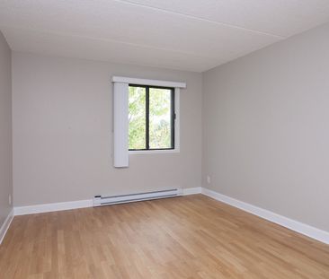 St. Lambert - Photo 6