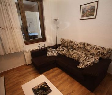 Alquiler de piso en Atxuri - Photo 2