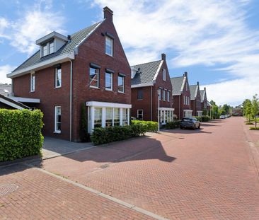Huis te huur: Belcampohof 34 3261 PX Oud-Beijerland - foto 1