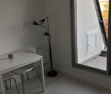 Appartement 1 pièces 14m2 REIMS 443 euros - Photo 2