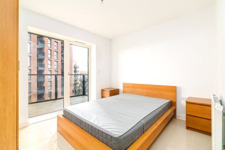 1 Bed Flat, Goshawk Court, NW9 - Photo 4