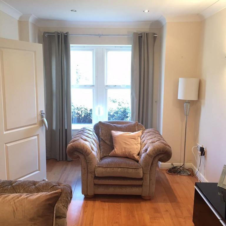 4 bedroom semi-detached house to rent - Photo 1