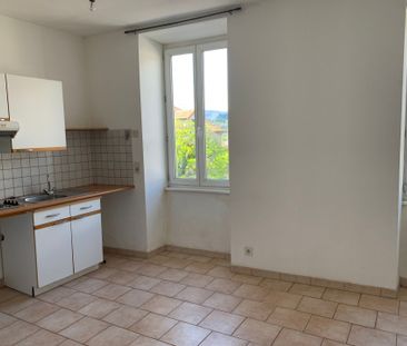 Location Appartement 2 pièces 37m² JOYEUSE 07260 - Photo 1