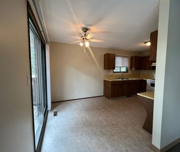 2 Bedroom Unit in Normandeau!! - Photo 3