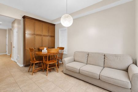 For Lease - 15 Chetholme Place Unit# Main & Upper Floor, Halton Hills, Ontario - Photo 2