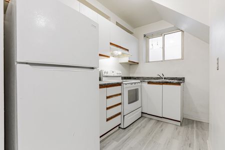 For Lease - 966 Queen Street Unit# 4, Toronto, Ontario - Photo 3