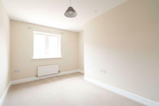 Thomas Way, CM7, Braintree - Photo 1