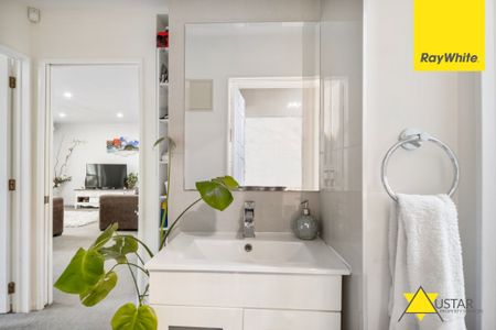 Modern Comfort and Convenience in a Prime Central Location - Photo 4