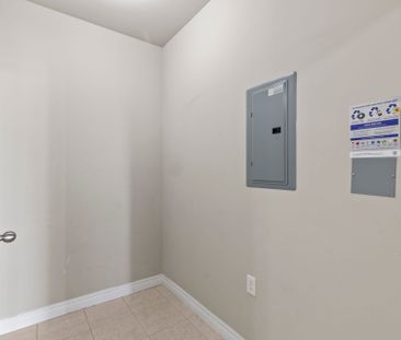 For Lease - 353 Commissioners Road Unit# 701, London South, Ontario - Photo 5