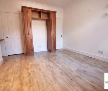 3 Bedroom House - Terraced To Let - Photo 1