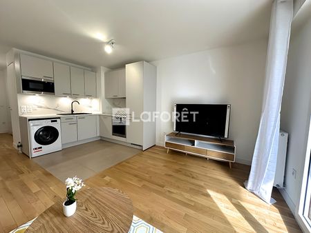 Apartment - Photo 2