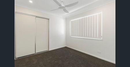 STOP SCROLLING! - LOOK AT THE SIZE OF THIS YARD! - Photo 2