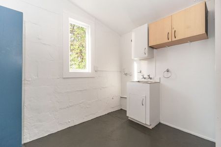 2-Bedroom Home Near Wellington Airport - Photo 5