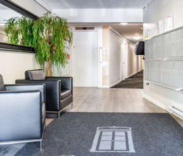 Buckingham Manor — 1 Bedroom available at 967 Collinson Street, Vic... - Photo 5