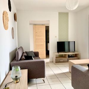 Location Appartement 1 pièce 19m² STE CLOTILDE 97490 - Photo 2