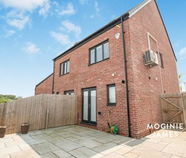 Lewis Crescent, Old St. Mellons, Cardiff, CF3 - Photo 5