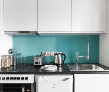 1 bedroom private hall to rent - Photo 4