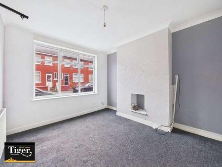 Bedford Road, Blackpool, FY1 - Photo 3