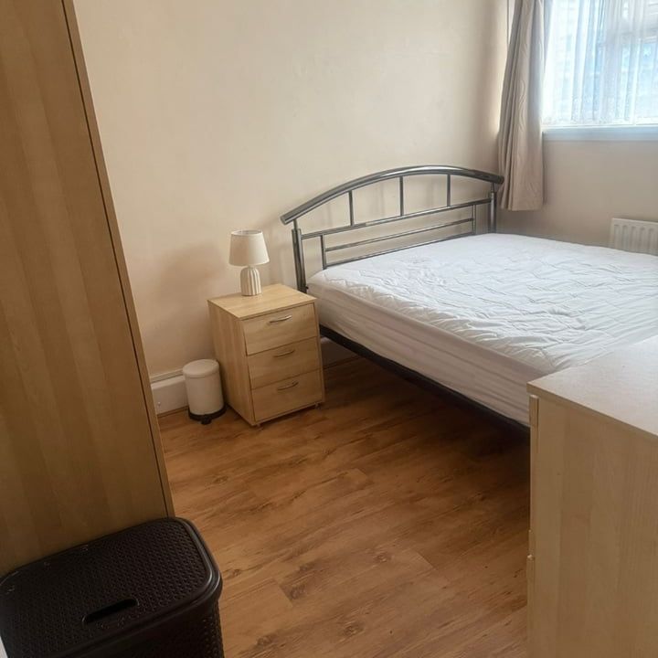 Room in a Shared Flat, Flack Court, E10 - Photo 1