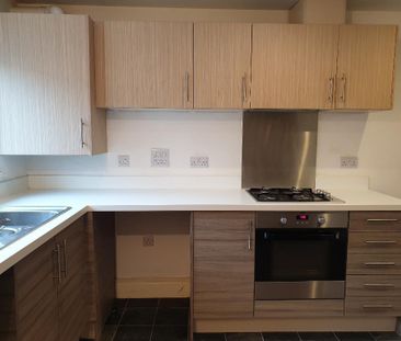 2 bedroom terraced house to rent - Photo 5