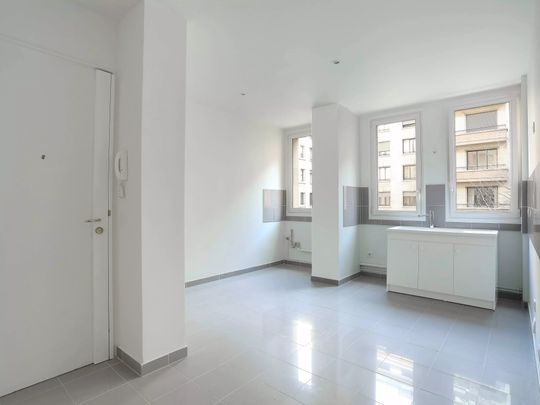 Location appartement, Paris 16ème (75016), 4 pièces, 139 m², ref 83340421 - Photo 1