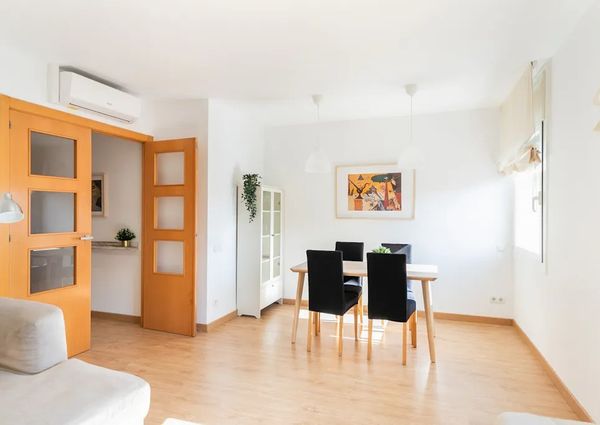 Carrer de la Marina, Barcelona, Catalonia 08005