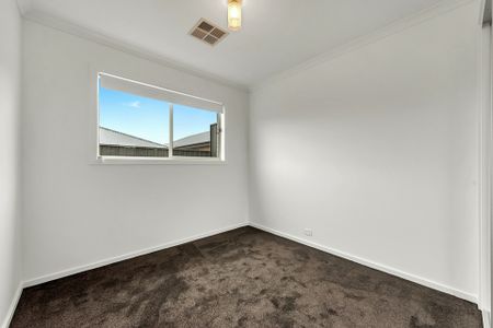 Newly Built, Modern and Move-In Ready - Photo 3