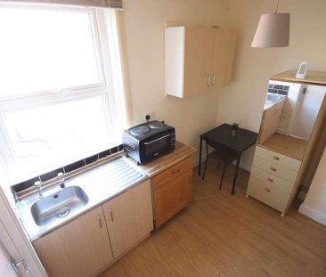 Recreation Terrace, Leeds, LS11 - Photo 5