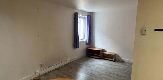 1 1/2 à aire ouverte - 755$ tout inclus - Photo 2