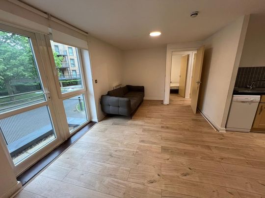 3 bedroom flat to rent - Photo 1