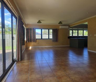 Family Home in Springfield - Springfield - Photo 4