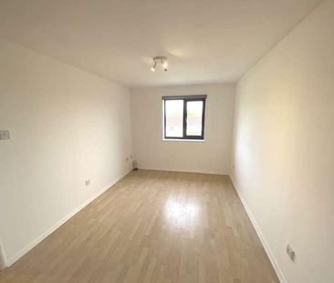 Studio Way, Borehamwood, WD6 - Photo 1