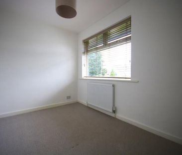 4 Bedroom Detached To Let - Photo 4