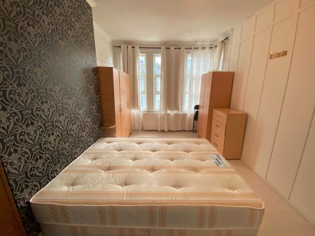 Room in a Shared House, Ivy Road, NW2 - Photo 3