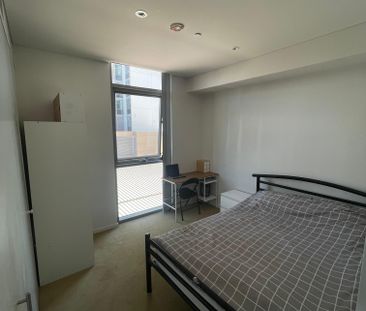 East Perth - Photo 3