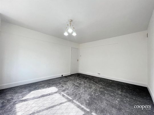 Swakeleys Road, Ickenham, UB10 - Photo 1