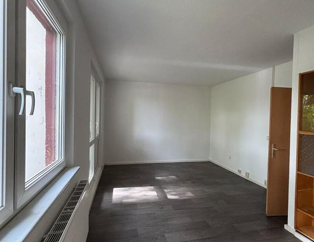 * sanierte 3-Zimmer Wohnung * - Foto 1