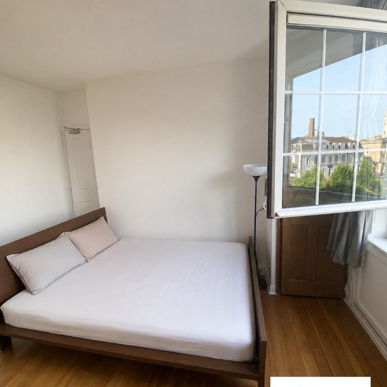 1 Bedroom Room in Flat Share To Rent - Photo 1