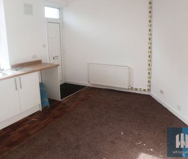 Leeds Road, Bradley, Huddersfield, HD2 - Photo 3