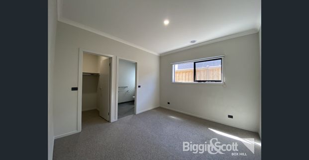 Spacious 4-Bedroom Family Home for Rent – Prime Location in Cranbourne - Photo 1