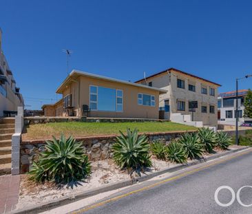 Open the Door To Iconic Beachside Living - Photo 1