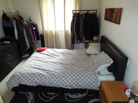 Castle Way, Central - Photo 2